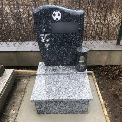 158. Blue Pearl pomník + Bianco Tarn spodná časť